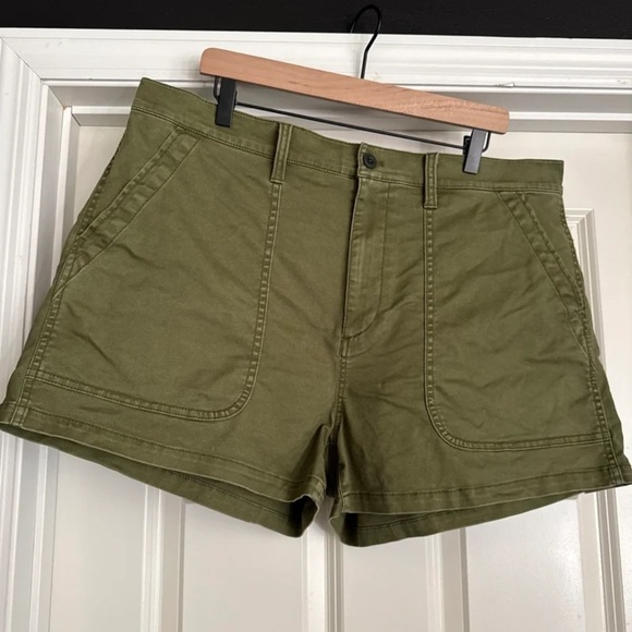 Madewell The Perfect Vintage Fatigue Short Desert Olive
size 33 - Picture 7 of 12